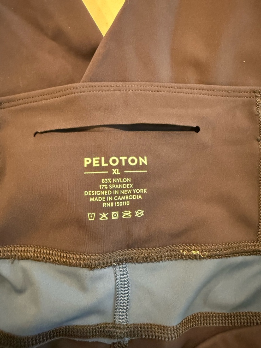 Peloton Navy and Blue Workout Bra & Leggings Set - Picture 9 of 9